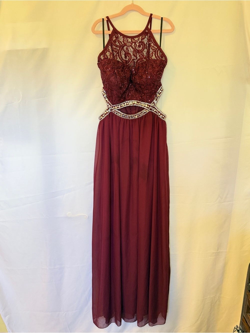Burgundy Beaded Cutout Formal Dress Size 11 Prom Homecoming Evening Gown - Picture 6 of 7